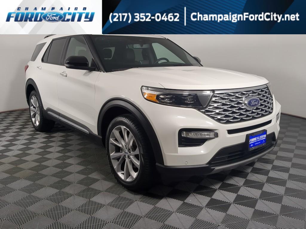 2023 Ford Explorer Platinum's photo