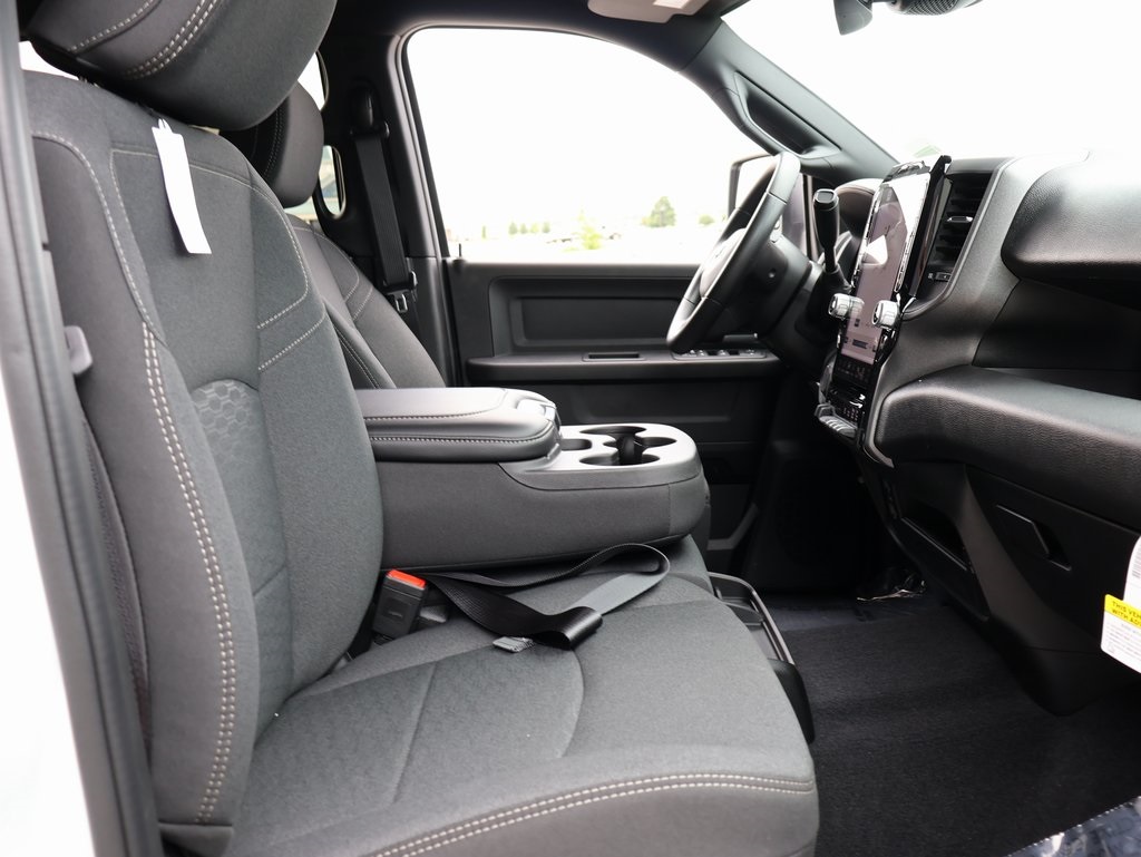 2026 Ram 2500 Tradesman photo 9