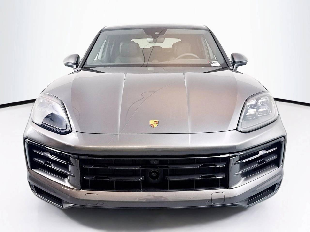 2025 Porsche Cayenne photo 5