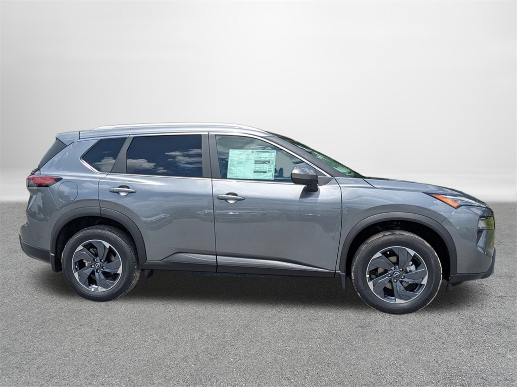 2025 Nissan Rogue SV photo 2