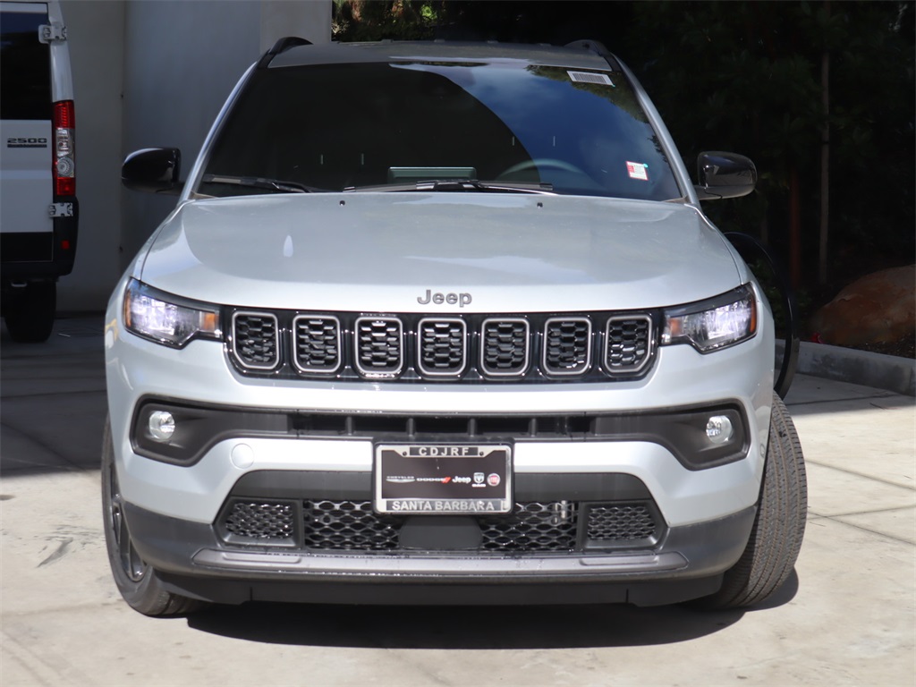 2025 Jeep Compass Latitude photo 2