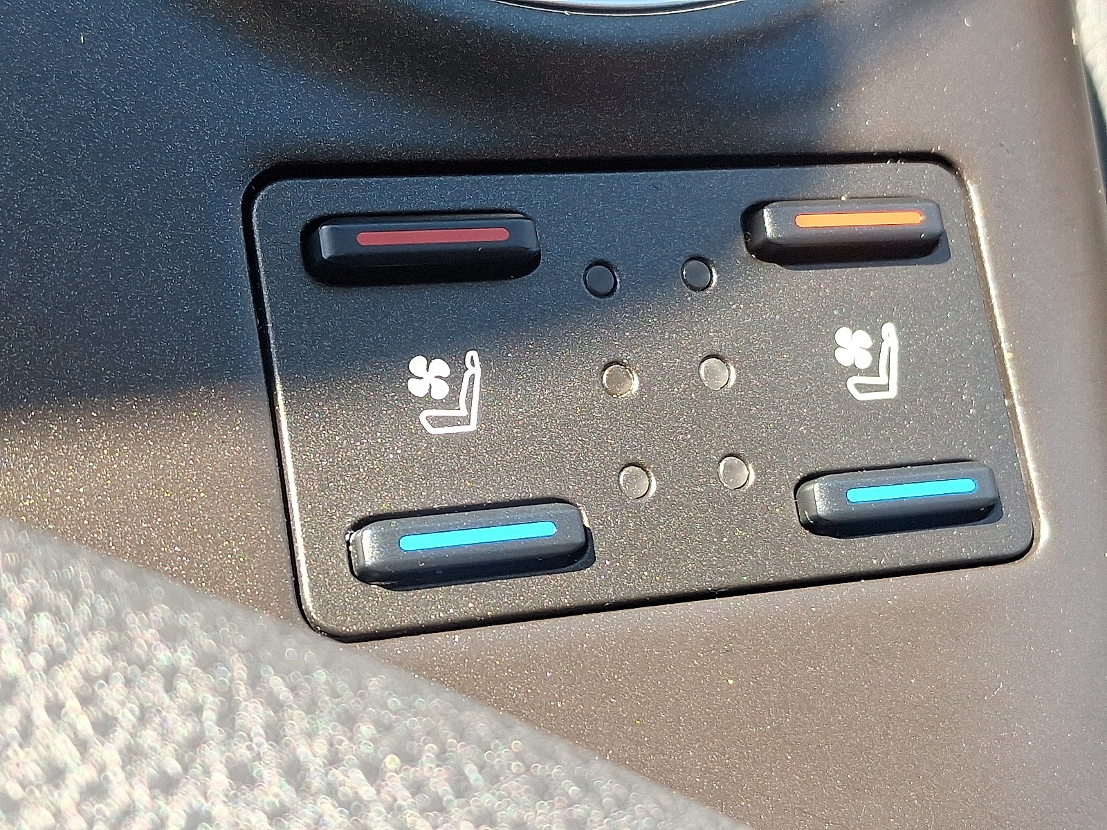 2023 Toyota Camry XLE photo 25