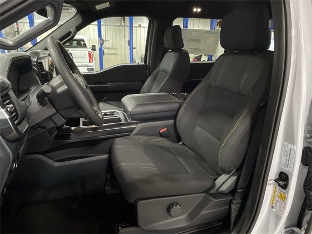 2025 Ford F-150 STX photo 16