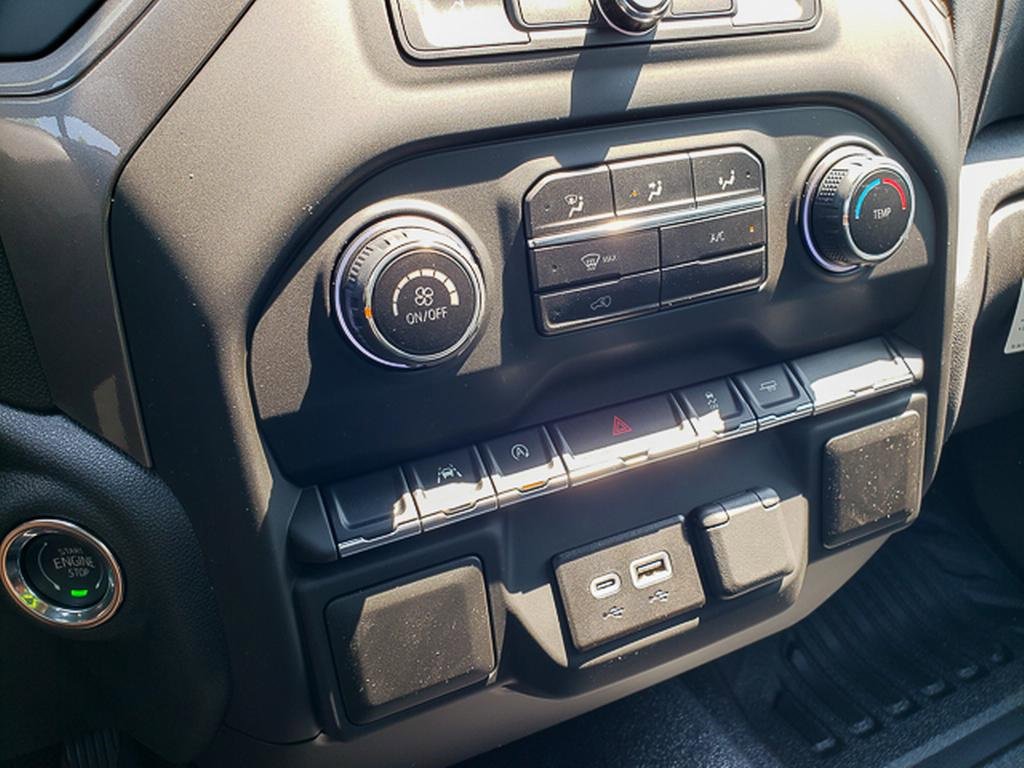 2025 Chevrolet Silverado 1500 photo 14
