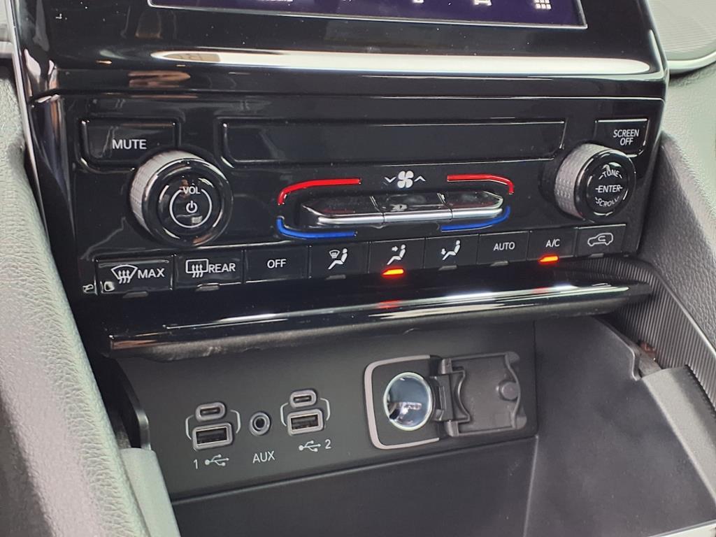 2024 Jeep Grand Cherokee Laredo X photo 12