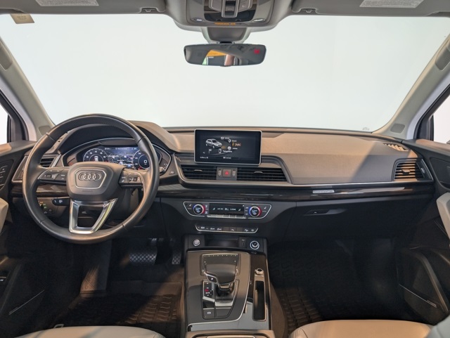 2018 Audi Q5 2.0T Premium Plus photo 13