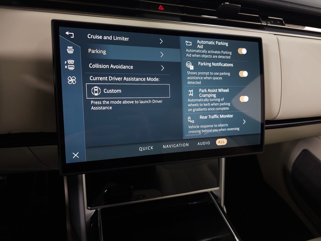 2025 LAND ROVER RANGE ROVER - Image 29