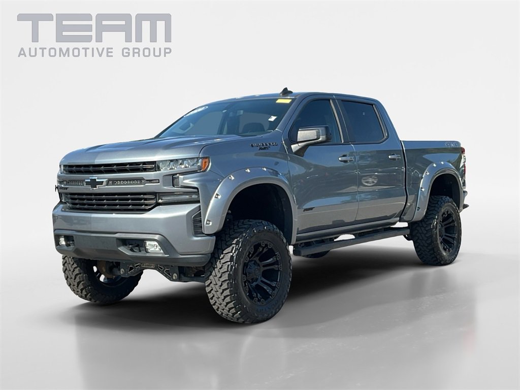 2020 Chevrolet Silverado 1500 RST photo 3
