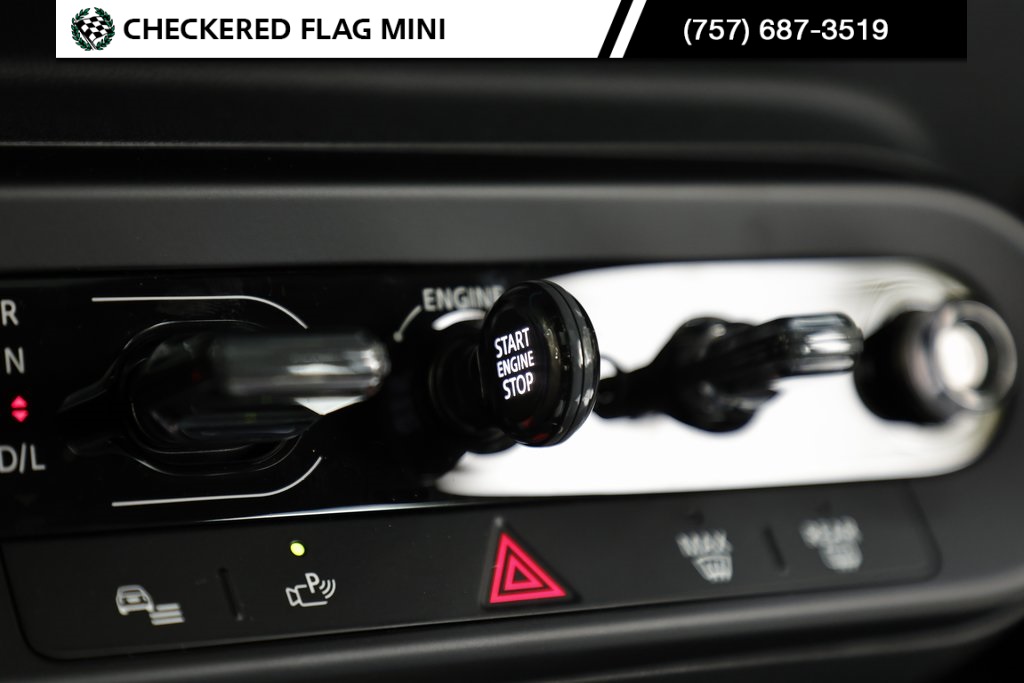 2025 Mini Cooper S Iconic photo 31