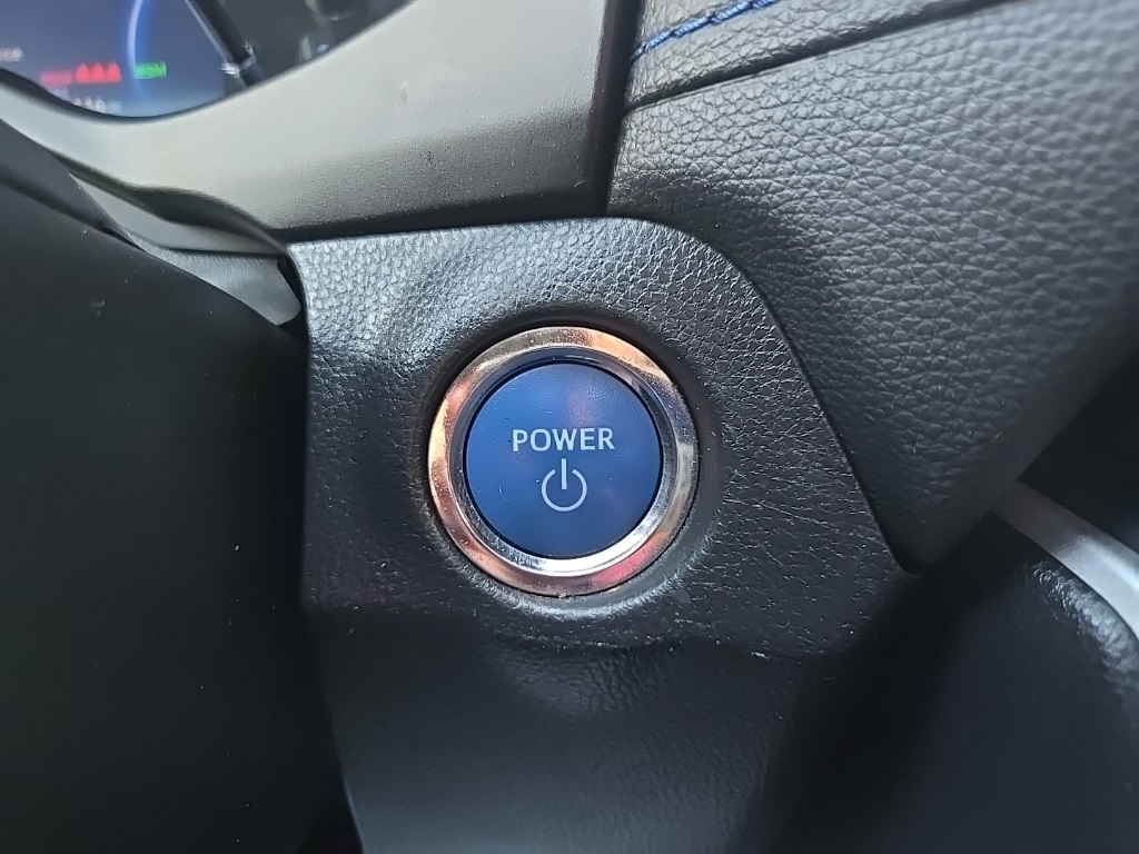 2022 Toyota RAV4 Hybrid XSE photo 47