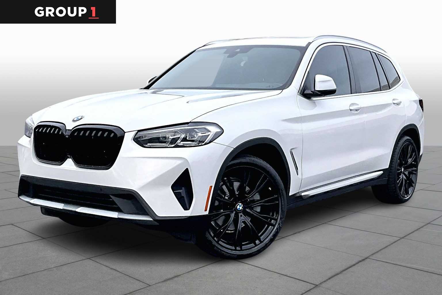 2022 BMW X3 30i's photo