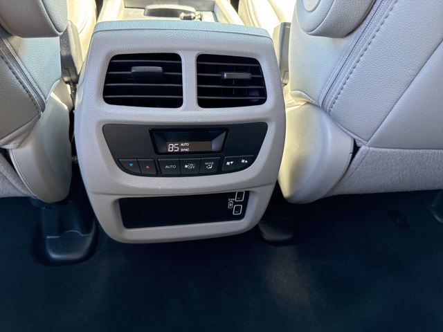 2020 Honda Pilot EX-L photo 18