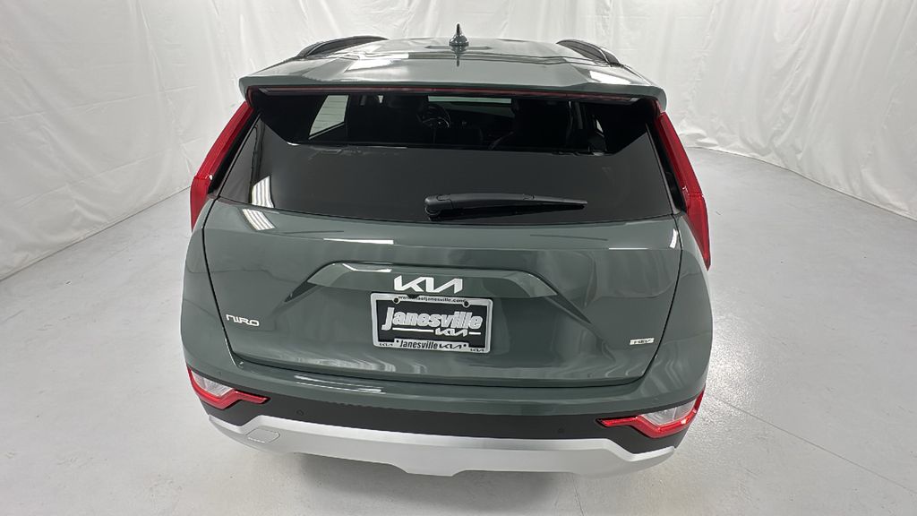 2025 Kia Niro EX photo 4