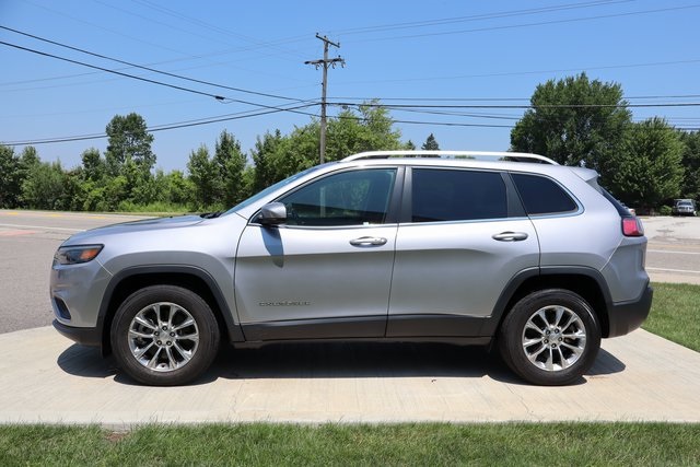 2021 Jeep Cherokee Latitude Lux photo 22