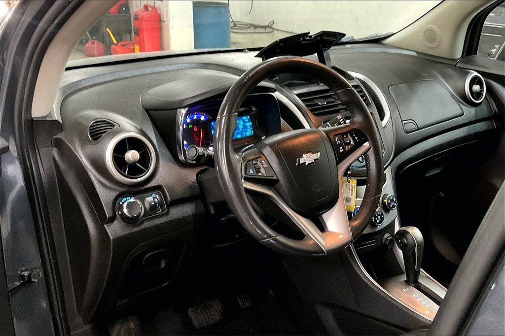 2016 CHEVROLET TRAX - Image 13