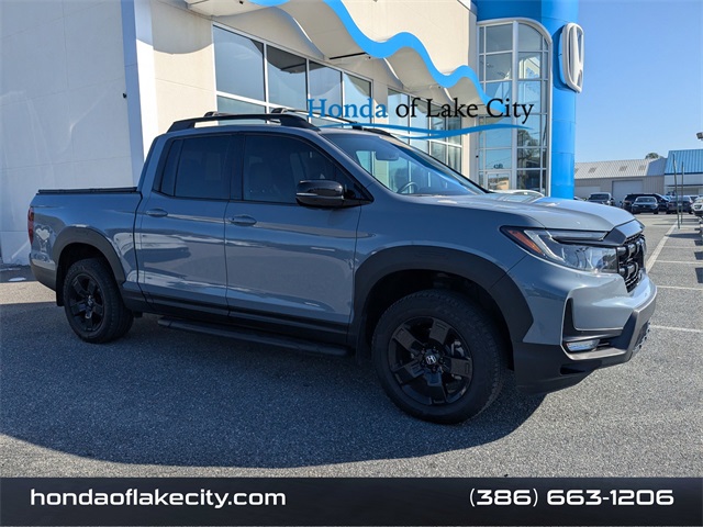 2025 Honda Ridgeline Black Edition's photo