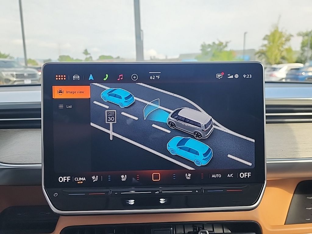 2025 Volkswagen ID. Buzz photo 15
