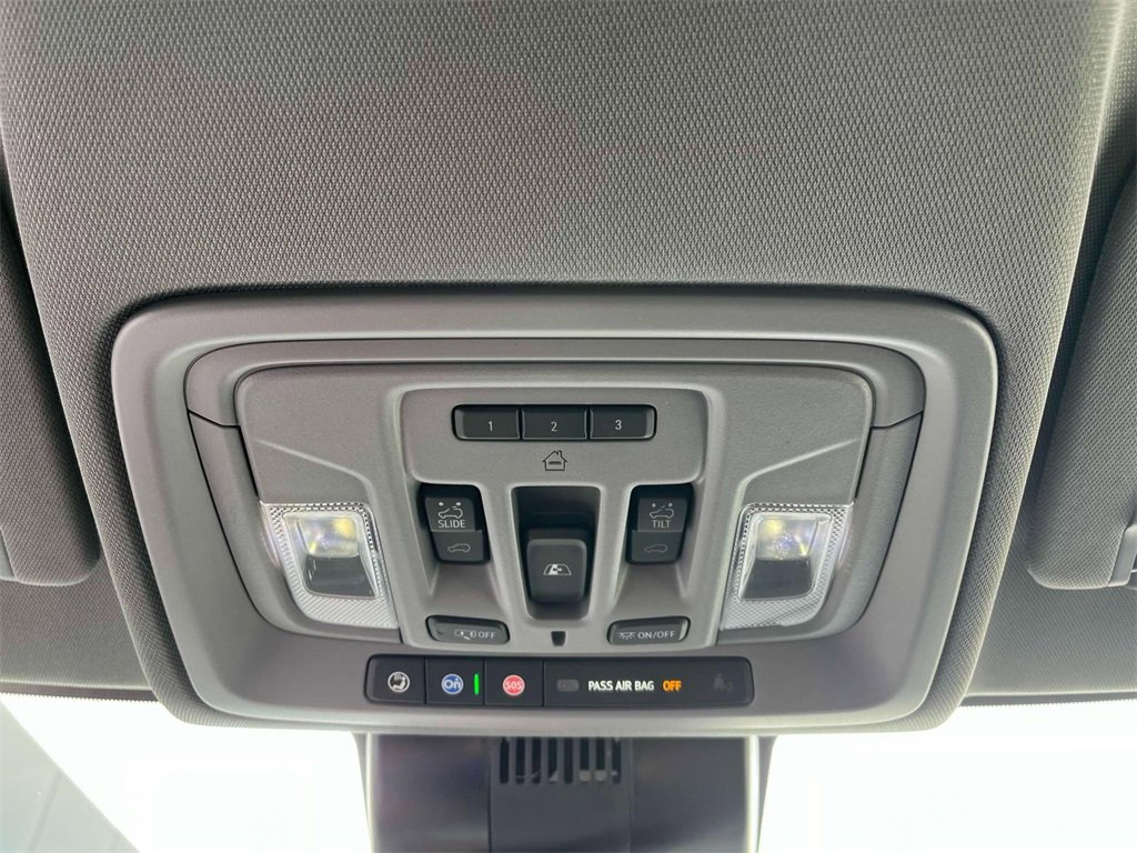 2025 Gmc Sierra 1500 SLT photo 29