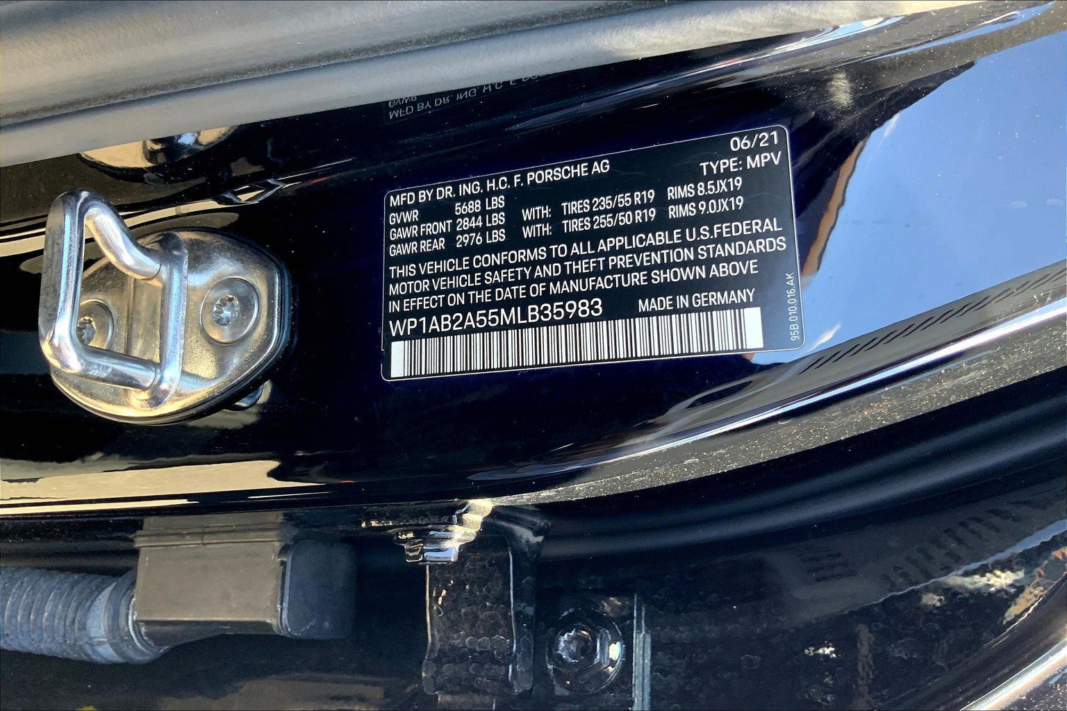 2021 Porsche Macan S photo 32
