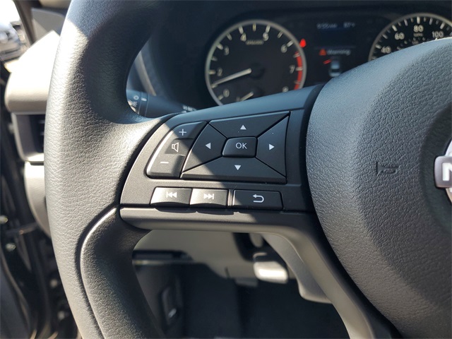 2025 Nissan Sentra S photo 11