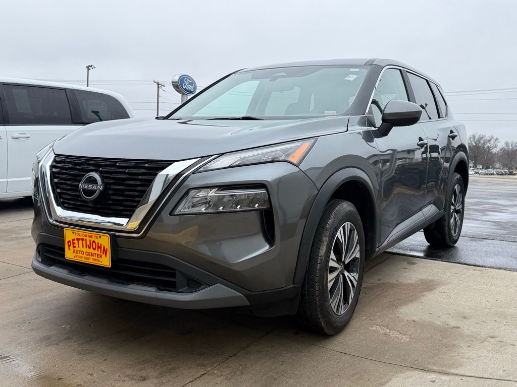 Used 2023 Nissan Rogue SV with VIN 5N1BT3BB8PC836563 for sale in Kansas City