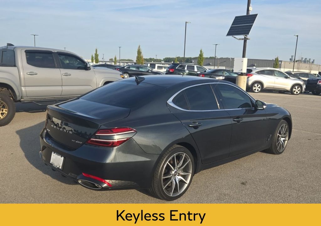2023 Genesis G70 3.3T photo 3