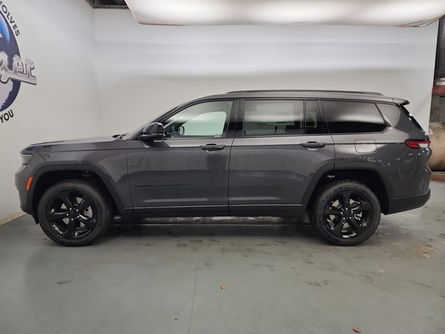 2025 Jeep Grand Cherokee Altitude X photo 21