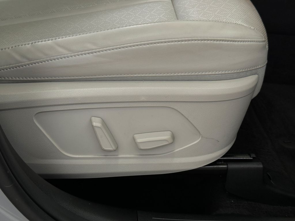 2023 Kia Sorento EX photo 4