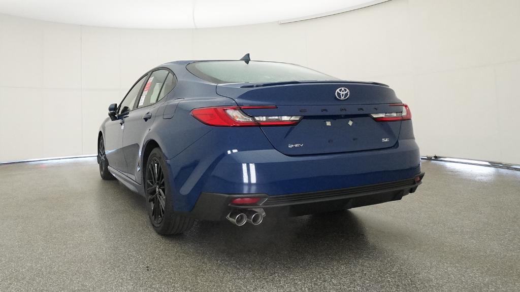 2025 Toyota Camry SE photo 15