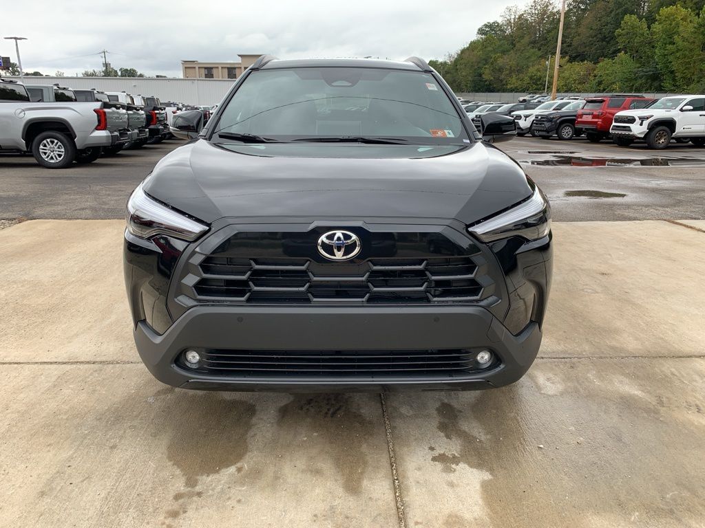 2026 Toyota Corolla Cross XLE photo 2