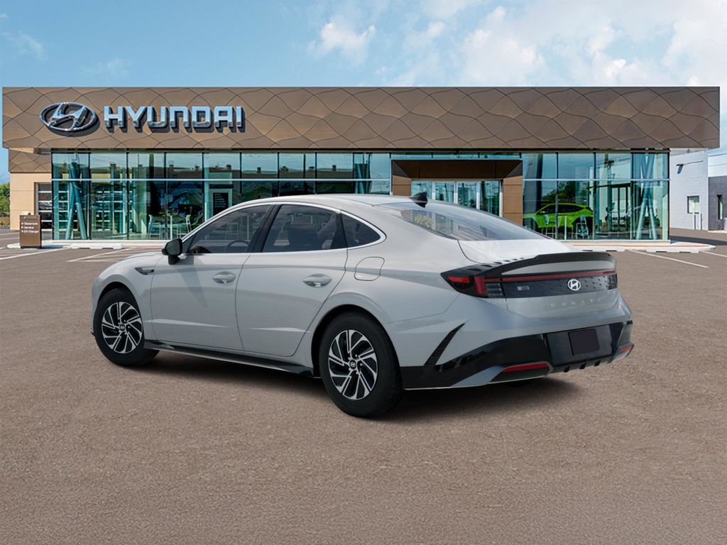 2026 Hyundai Sonata Hybrid Blue photo 2