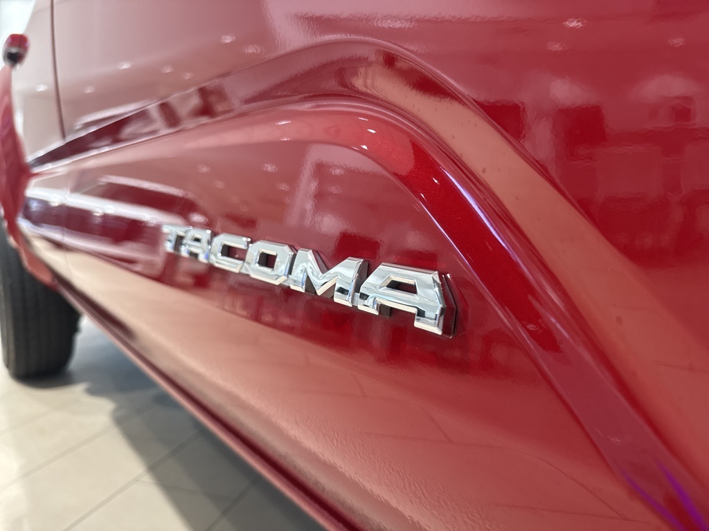 2024 Toyota Tacoma SR5 photo 12