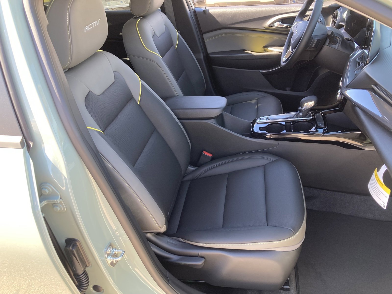 2026 Chevrolet Trax ACTIV photo 31