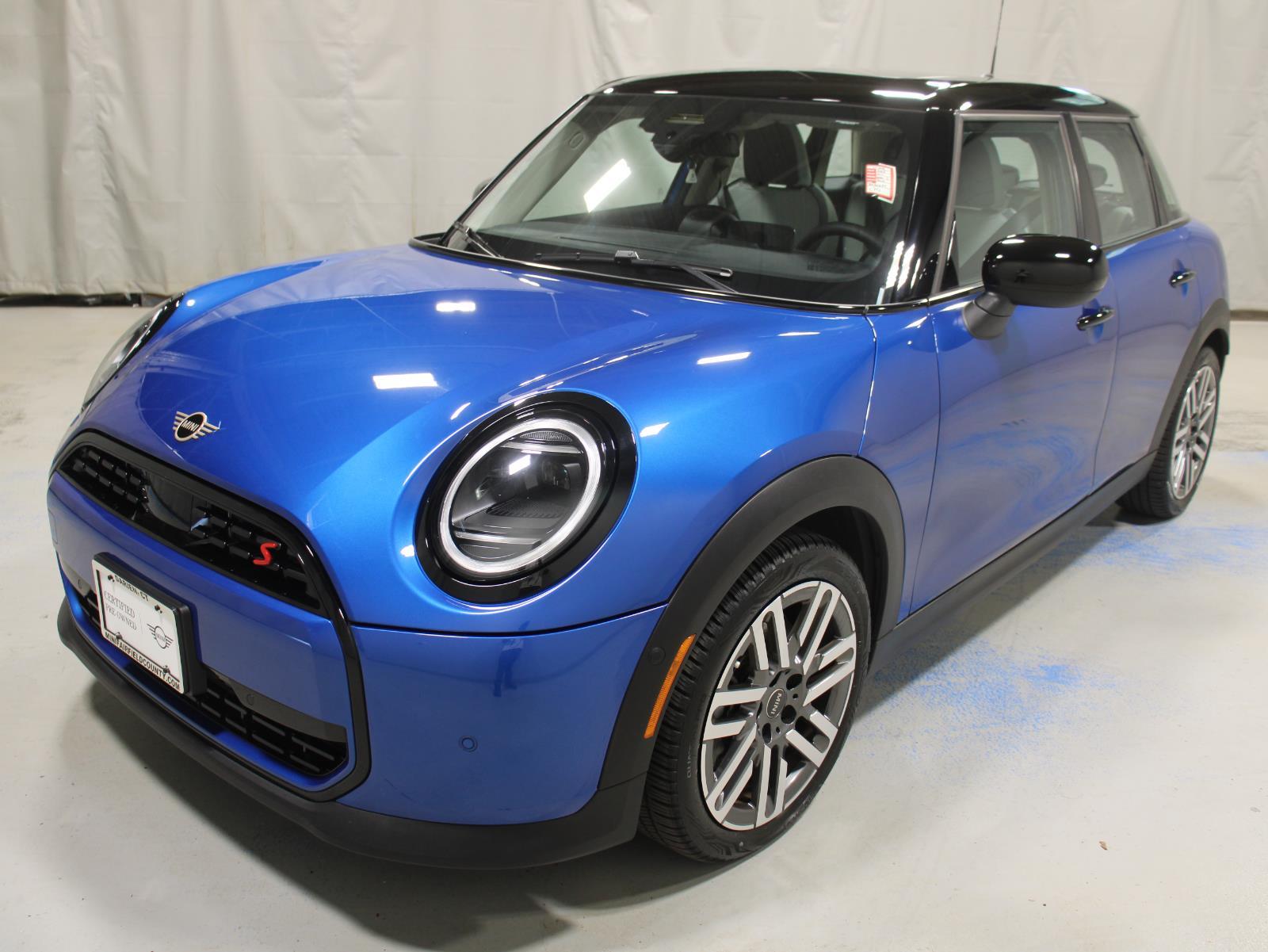 2025 Mini Cooper 4 Door Hardtop S photo 4
