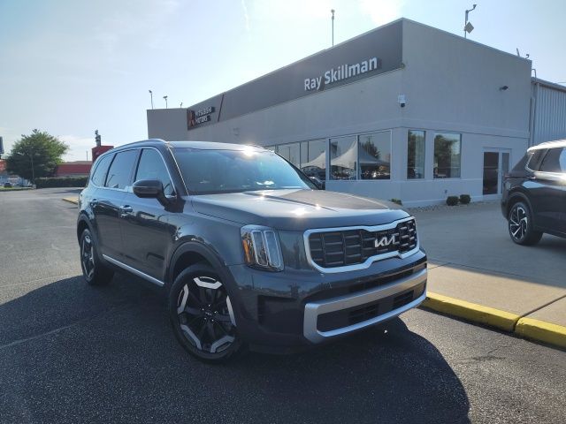 2023 Kia Telluride S's photo