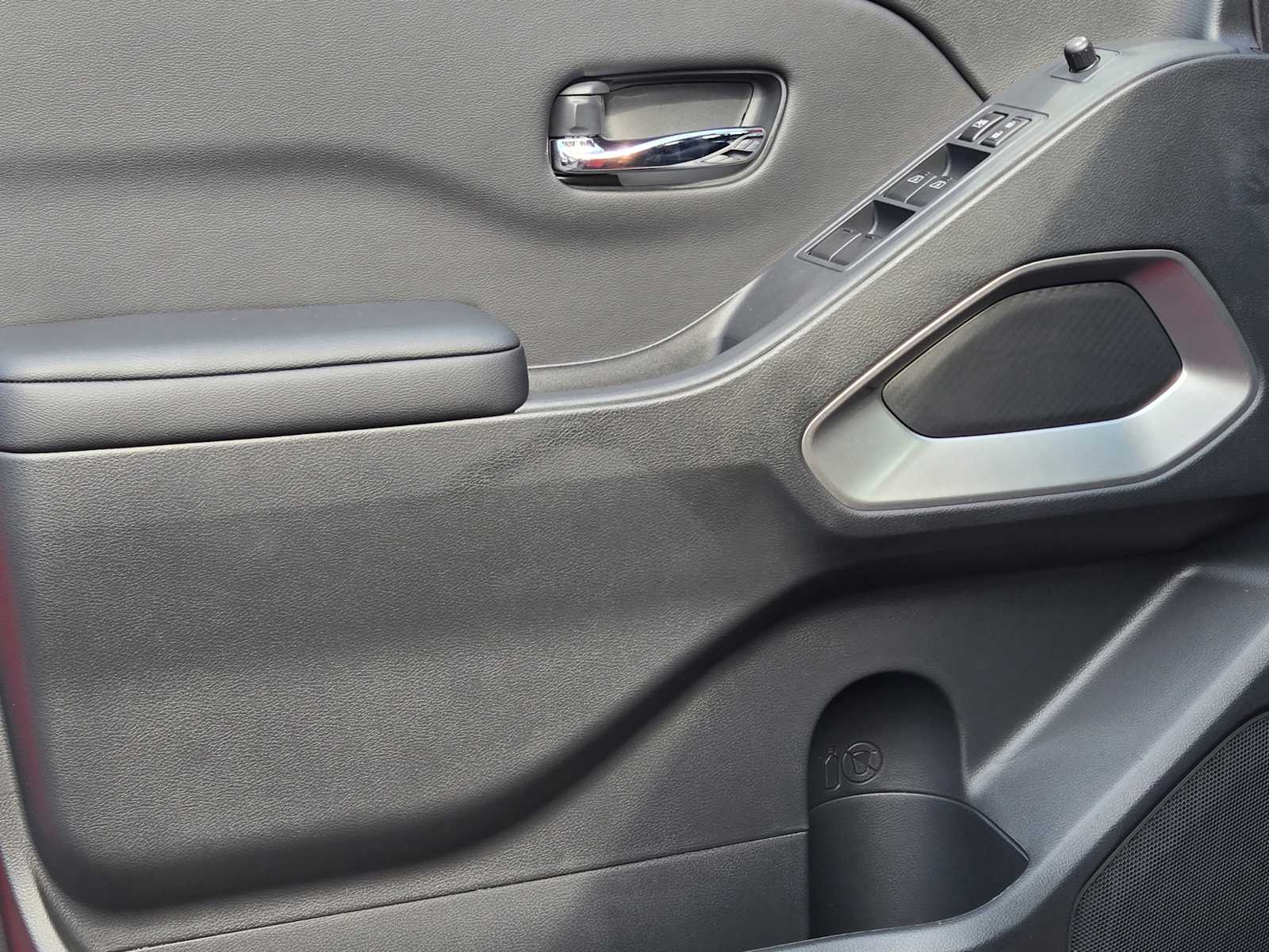 2026 Nissan Frontier Crew Cab SV photo 29