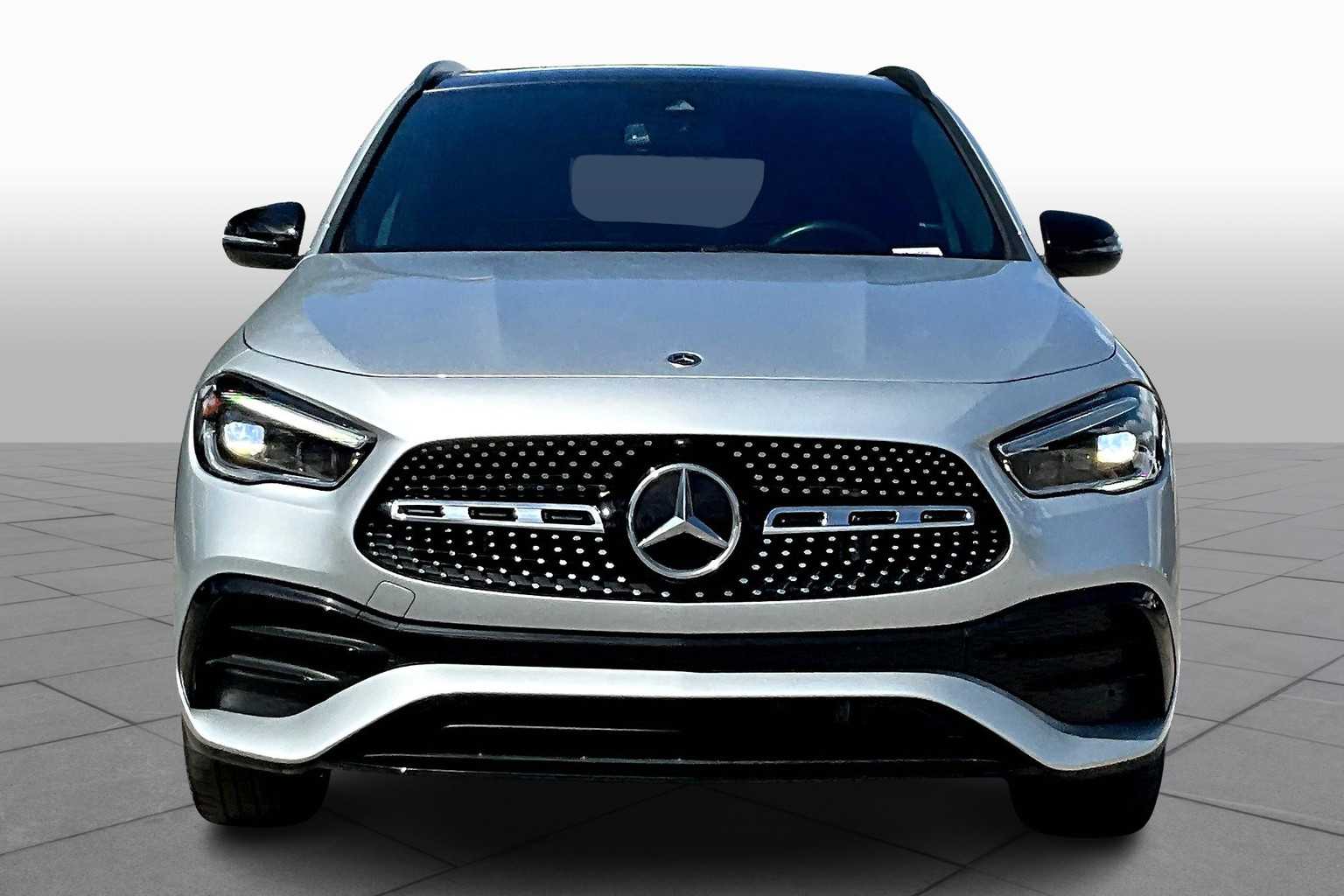 2023 Mercedes Benz GLA 250 photo 3