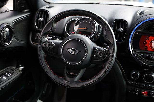2020 Mini Cooper S ALL4 photo 26