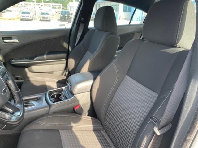 2023 Dodge Charger SXT photo 12