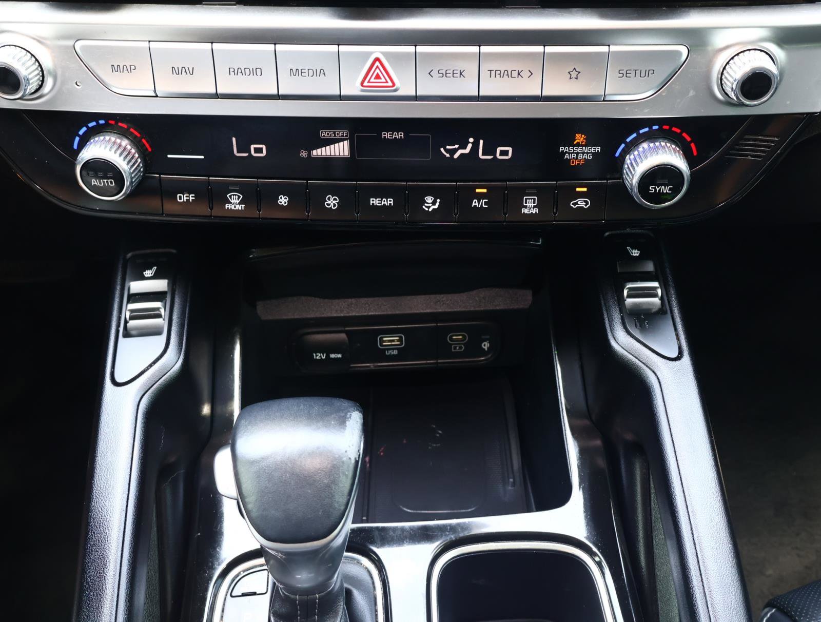 2024 Kia Telluride S photo 26