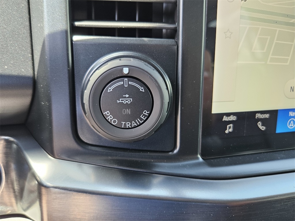 2025 Ford F-250 Lariat photo 18