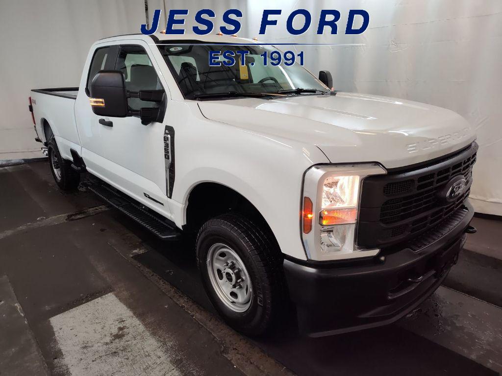 2024 Ford F-350 XL photo 3