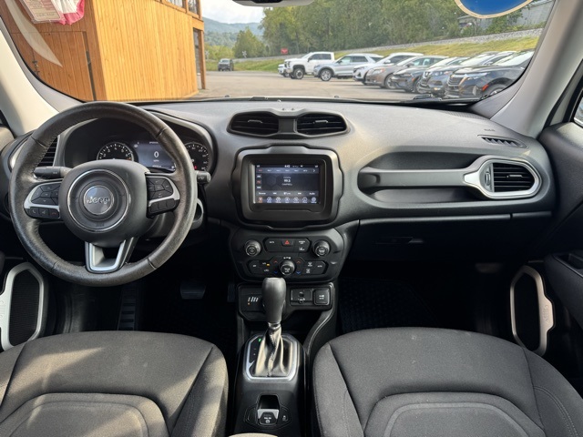 2021 Jeep Renegade Latitude photo 18