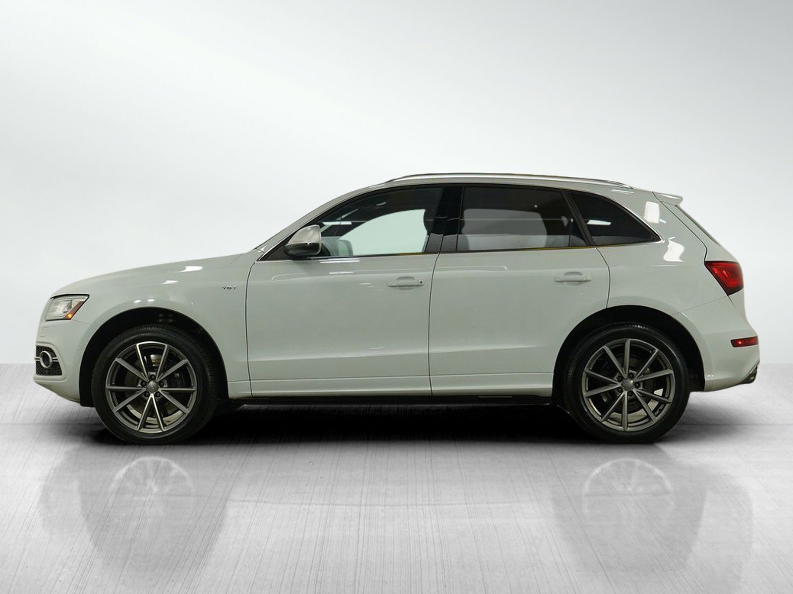 Used 2014 Audi SQ5 Premium Plus with VIN WA1VGBFP0EA085192 for sale in Burnsville, Minnesota