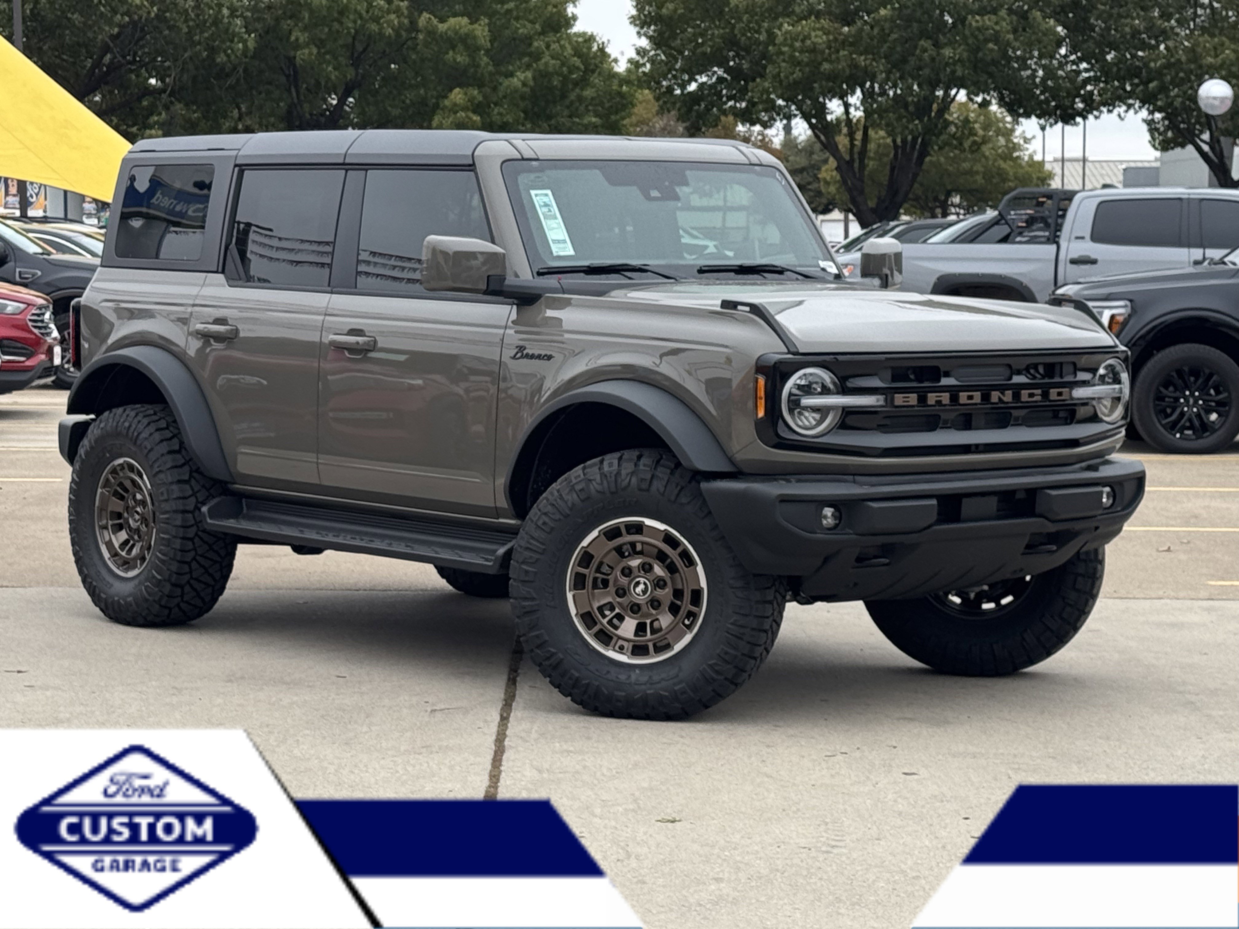 2025 Ford Bronco 4-Door Outer Banks's photo
