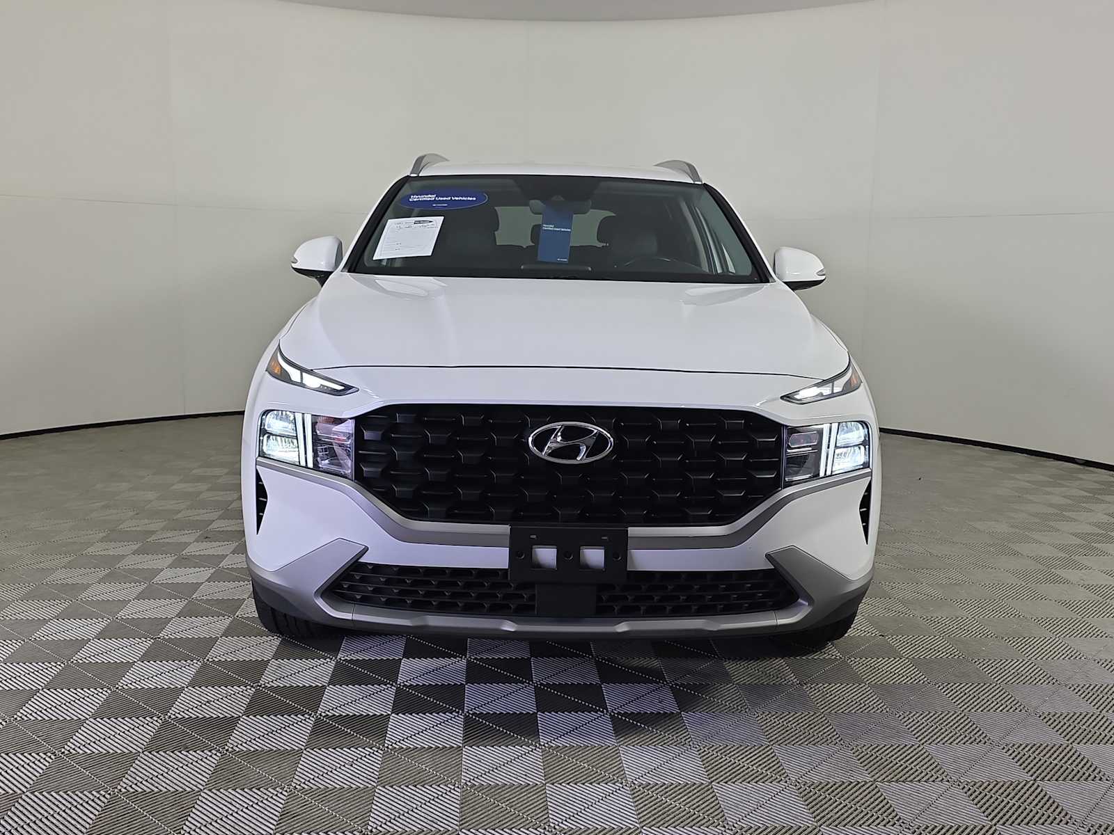 2023 Hyundai Santa Fe SEL photo 2
