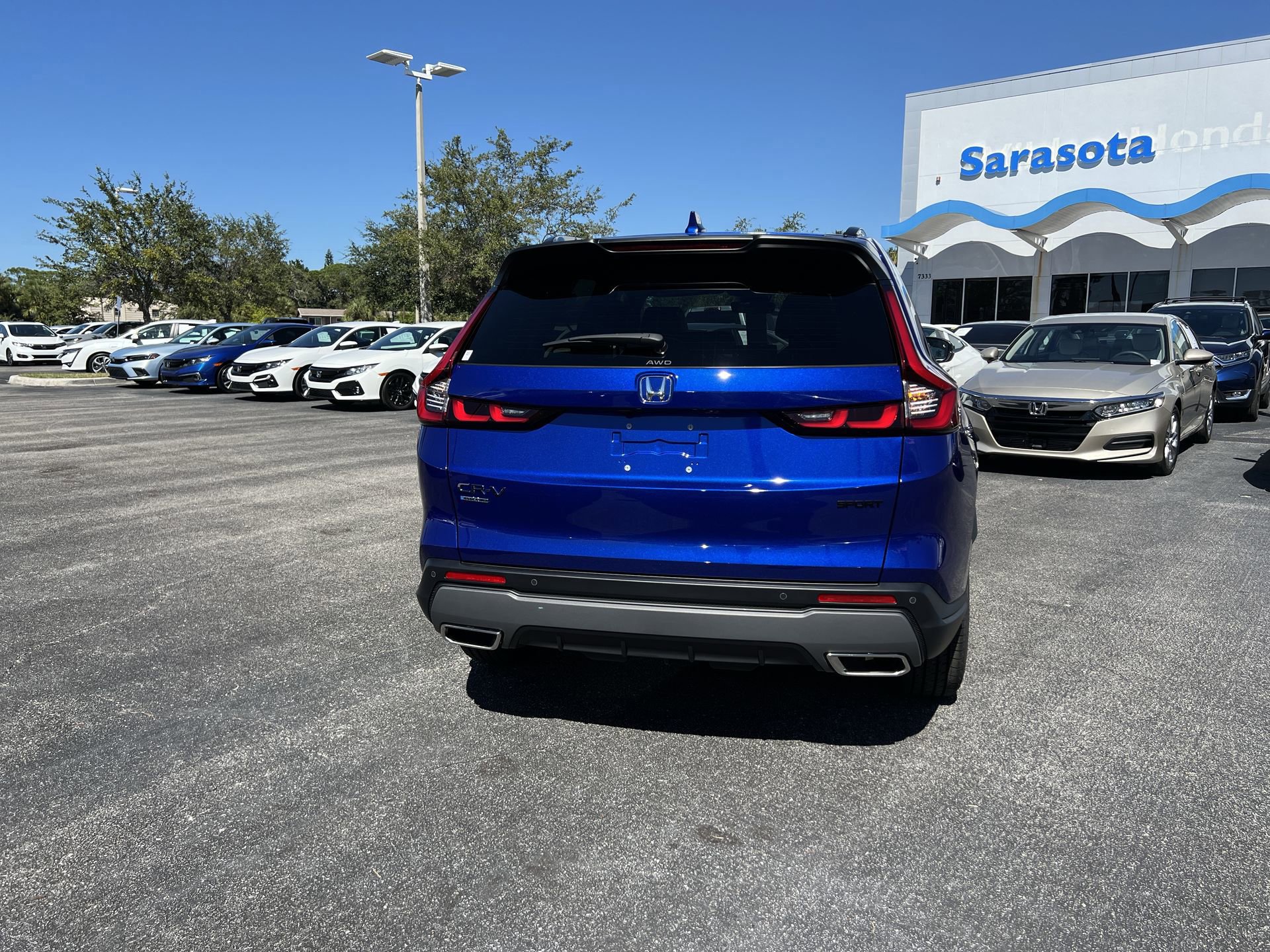 2025 Honda CR-V Hybrid Sport-L photo 6