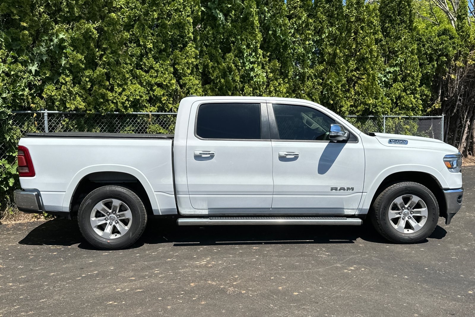 2021 Ram 1500 Laramie photo 3