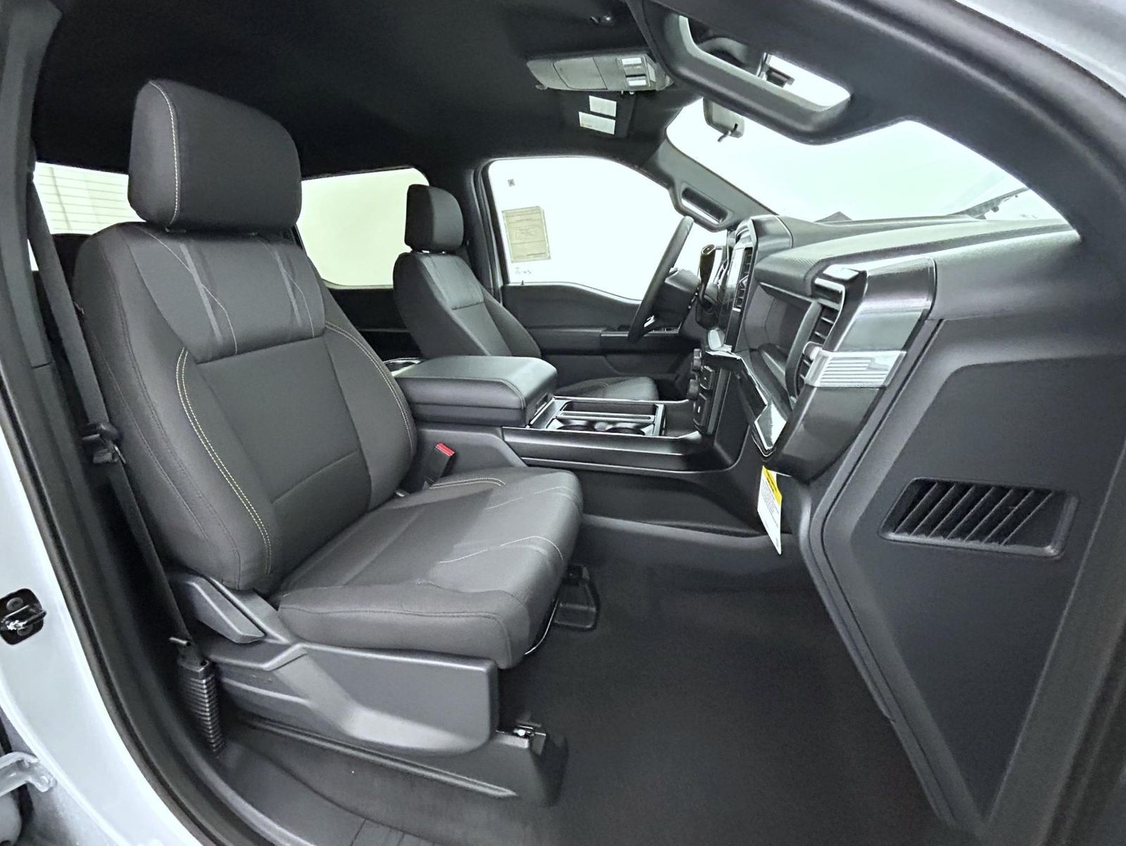 2025 Ford F-150 STX photo 13