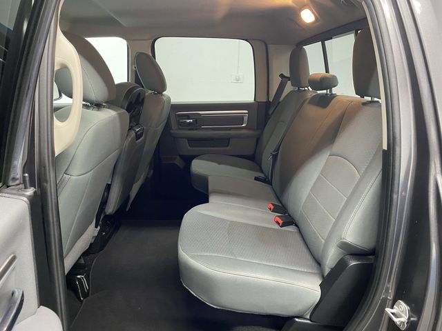 2018 Ram 1500 SLT photo 25